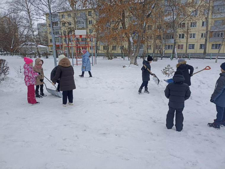 Орлёнок Доброволец.